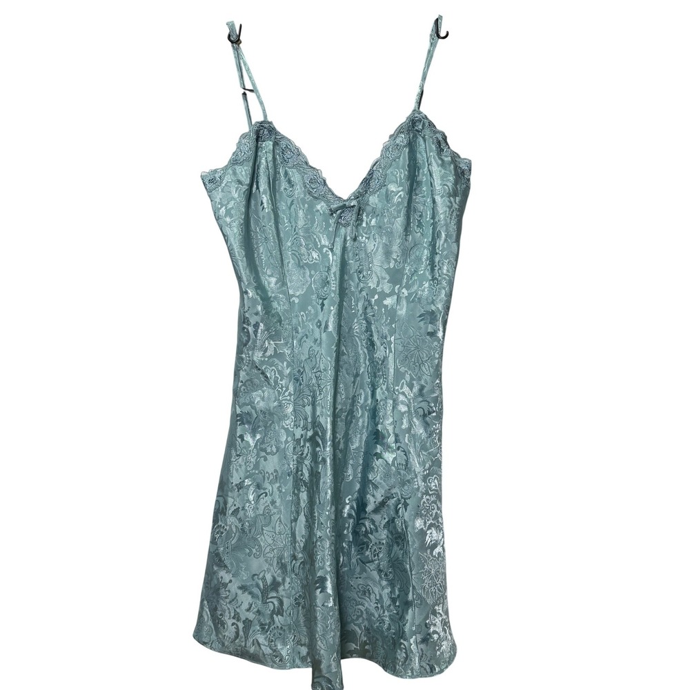Vintage Victoria's Secret Gold Label 80s/90s Slip/Night Gown Paisley Baby‎ Blue